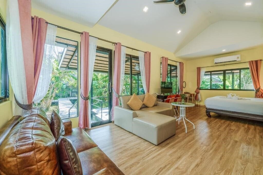 Картинка Coco Retreat Phuket Resort & SPA 4*