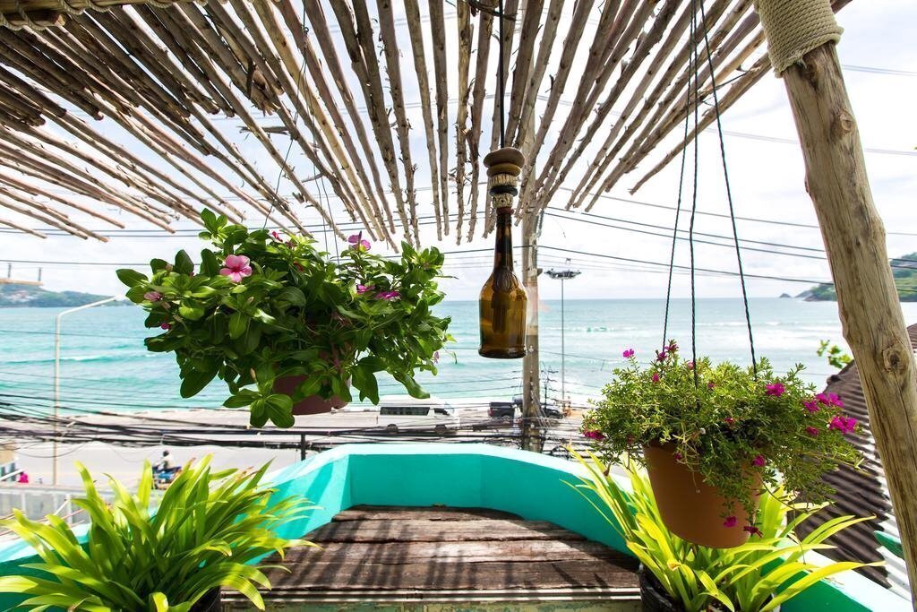 Зображення Barefoot Hotel Kalim Beach Front 3*