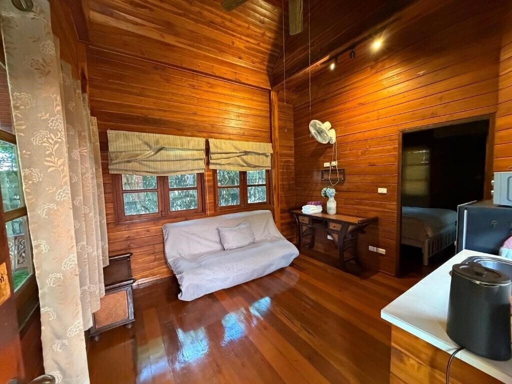 Фото Golden Teak Resort - Baan Sapparot 3*