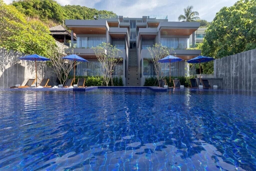 Зображення X10 Seaview Suites At Panwa Beach 4*