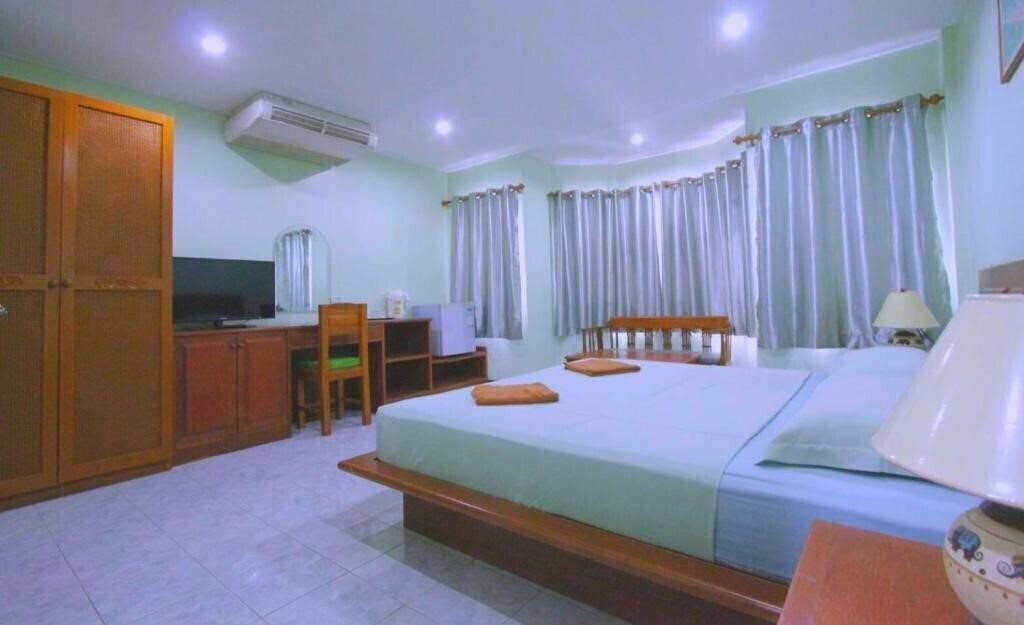 Фото Green Island Guesthouse 2*
