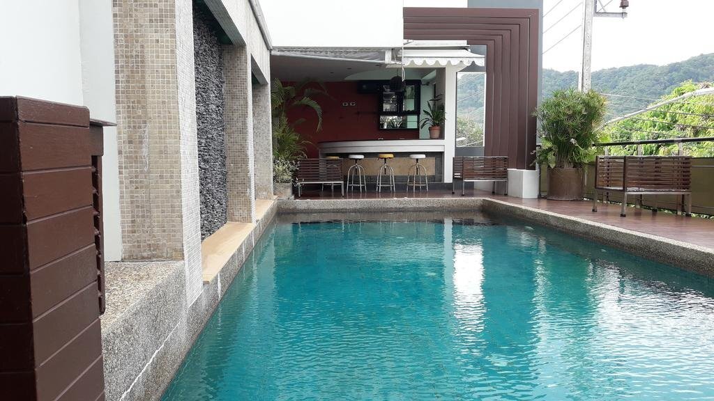 Фото The Idol 3*