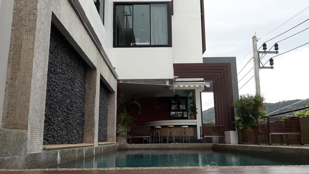 Фотографія The Idol 3*