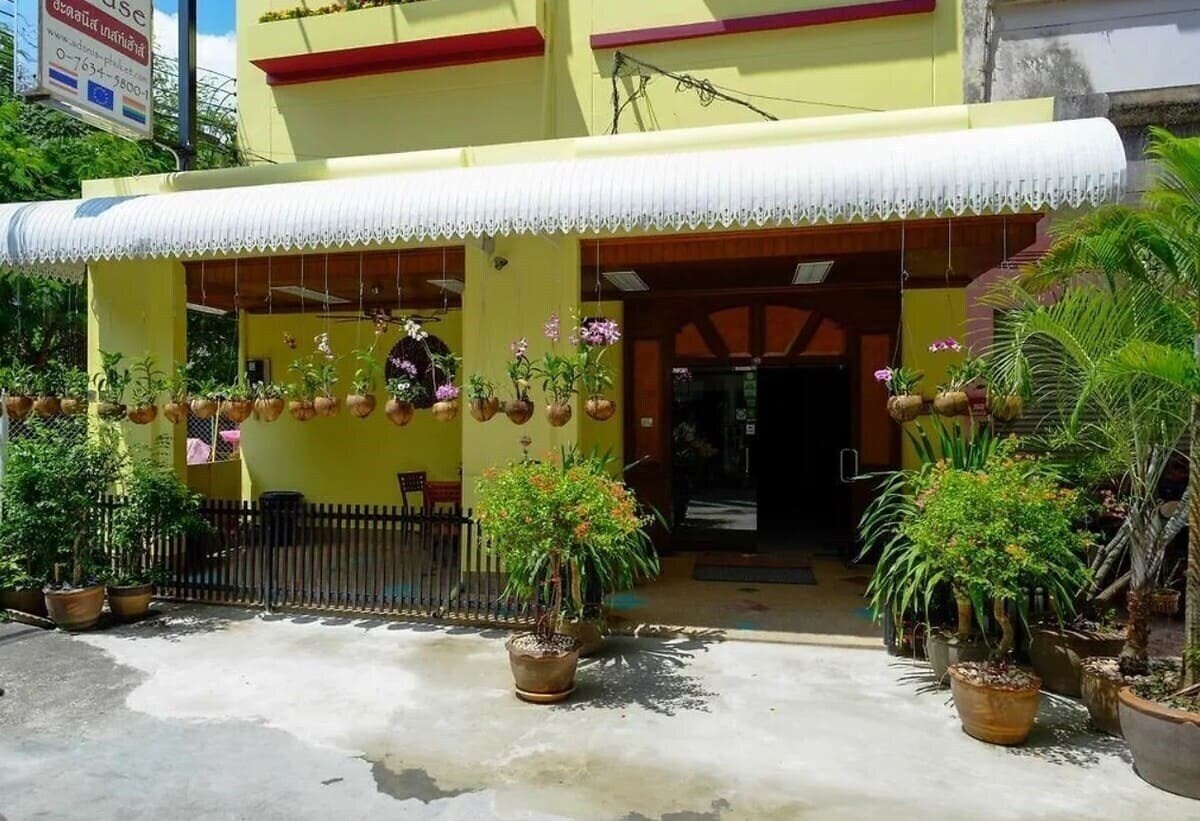 Фотографія Adonis Guest House 2*