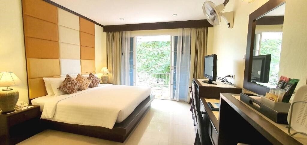 Зображення The Mareeya Place 2*