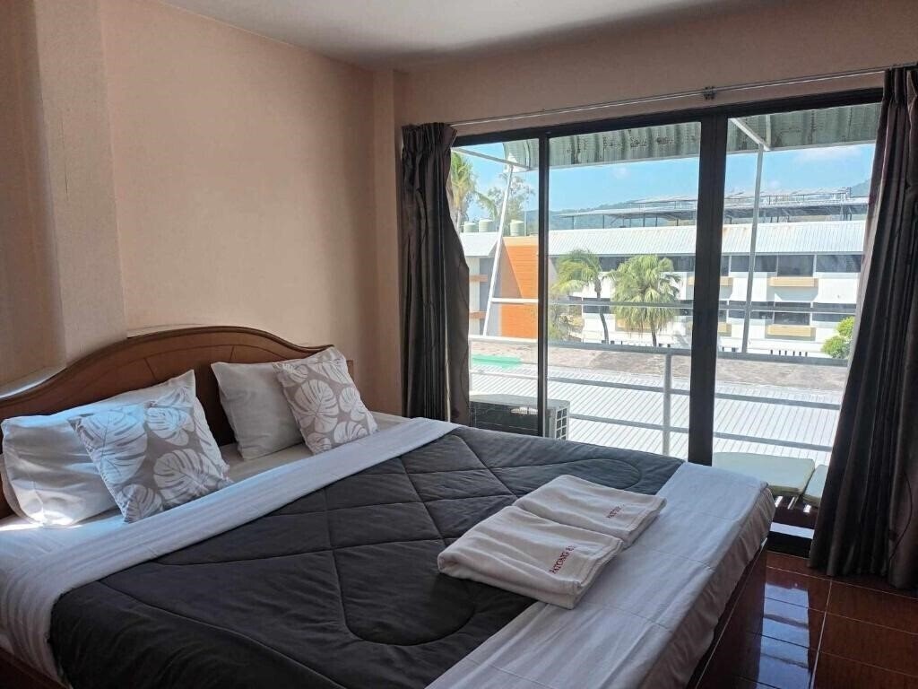 Готель Patong Rose Guest House 2*