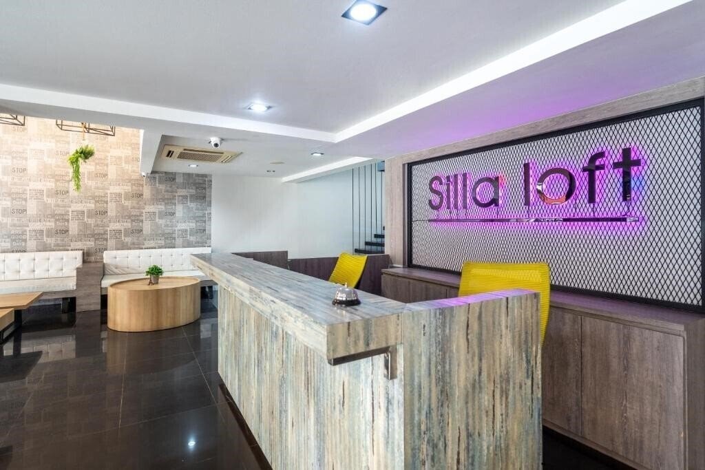 Готель Silla Loft Patong 3*