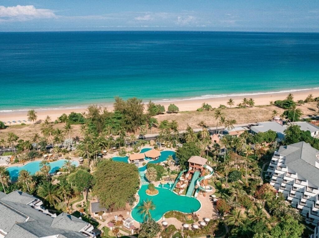 Отель Thavorn Palm Beach 5*