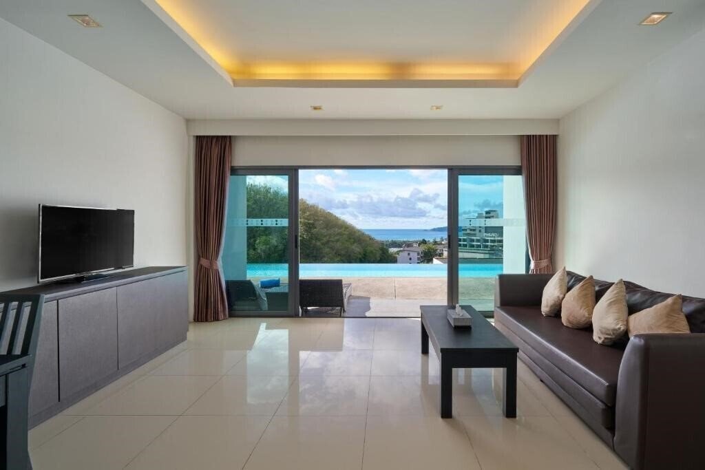 Фотографія Patong Bay Hill Resort & SPA 4*