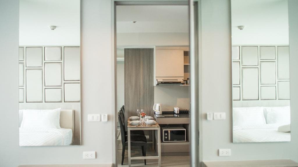 Фото 6th Avenue Surin 4*