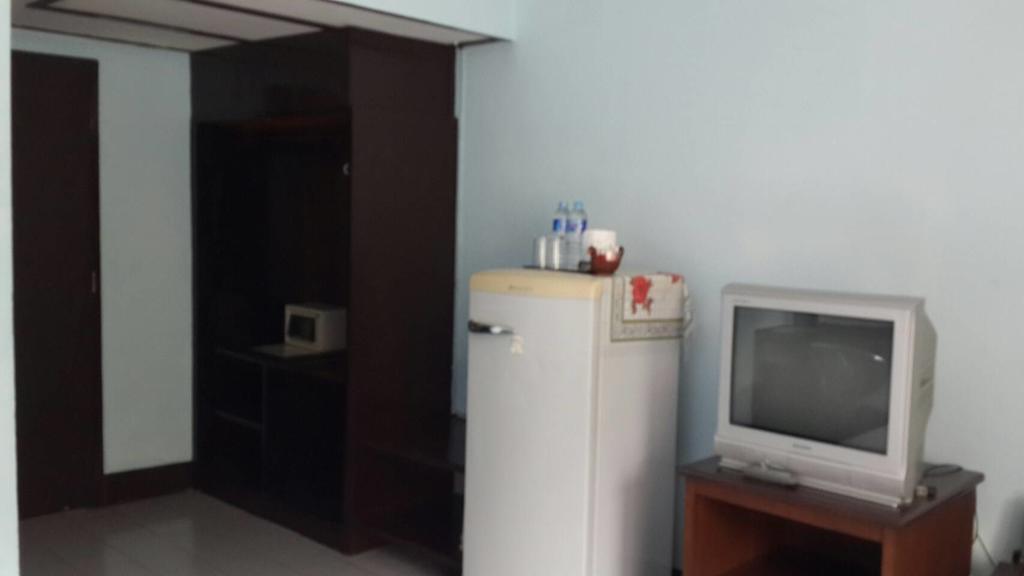 Фото Patong Deli Hotel 3*