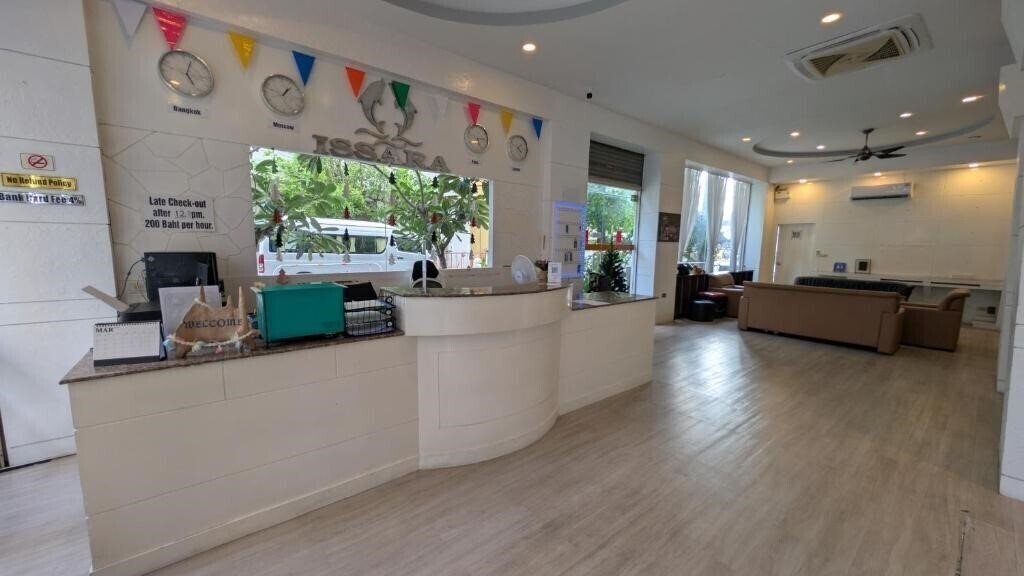 Фотографія Issara Resort 3*