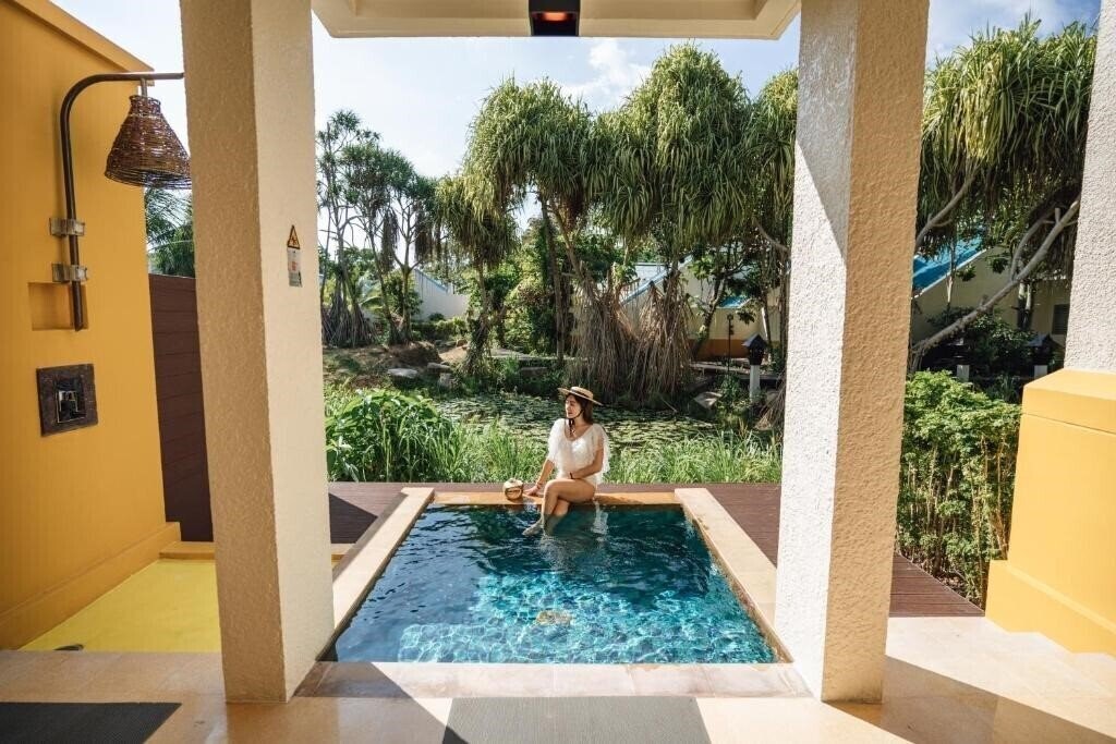 Зображення Movenpick Resort & Spa Karon Beach Phuket 5*