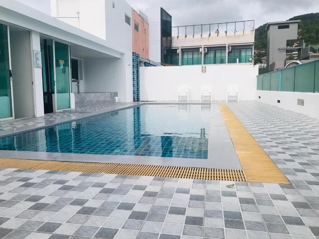 Фото Icheck Inn Central Patong 4*
