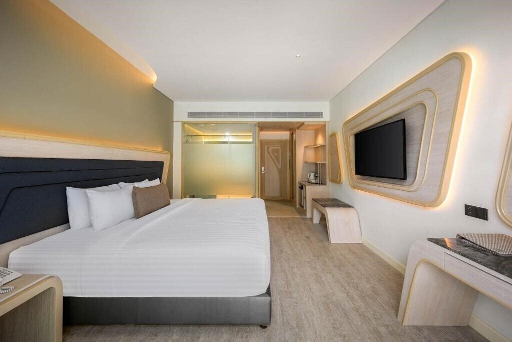 Картинка Amora Beach Resort 4*