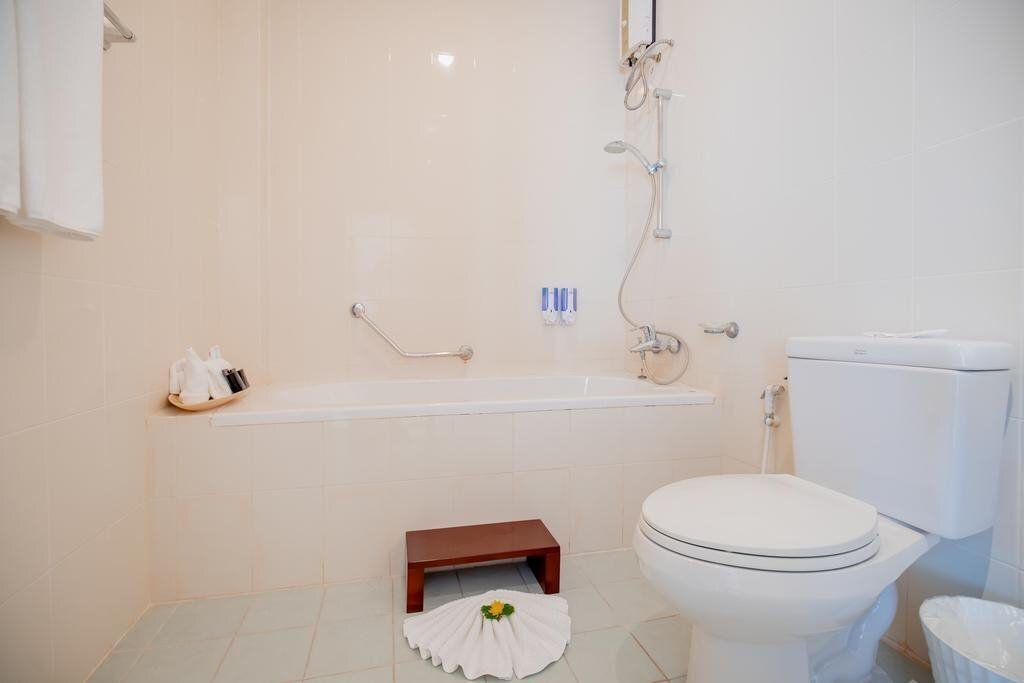 Фотографія Hyton Leelavadee Phuket 3*