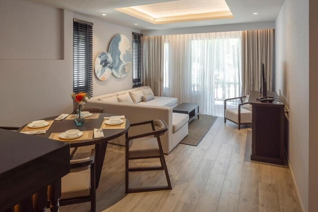 Картинка The Pe La Resort Phuket 4*