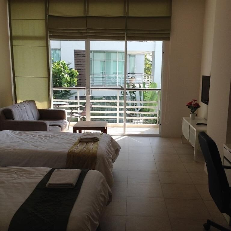 Фотографія Karon Hill Residence 3*