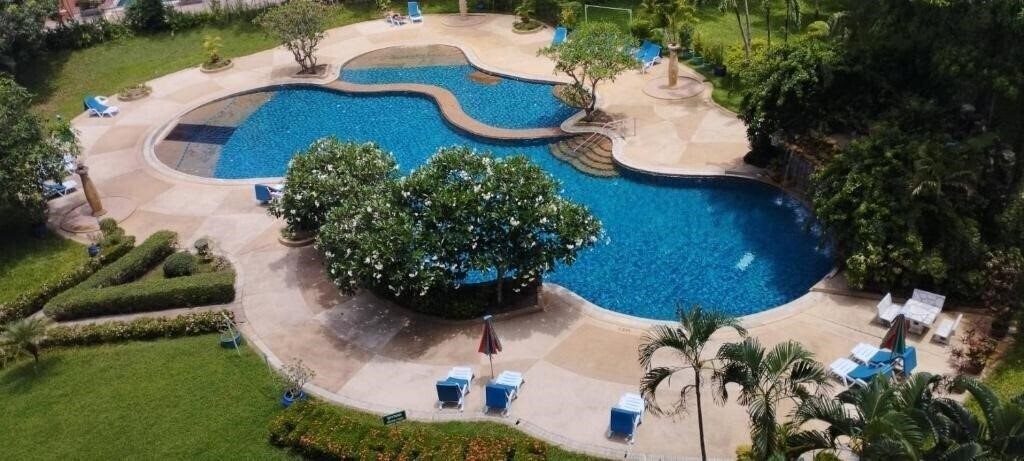 Отель Phuket Palace Resort 3*