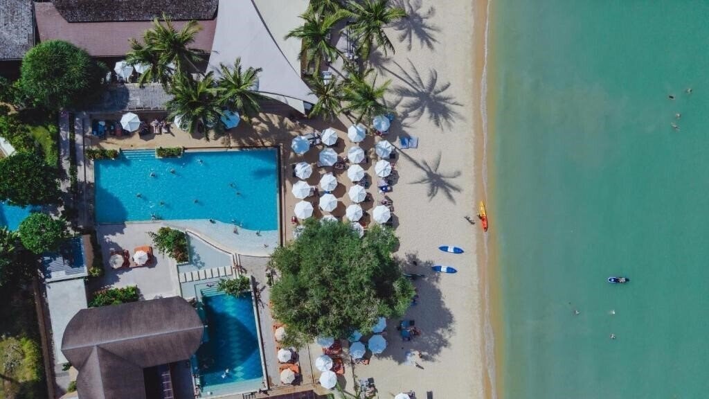 Готель Barcelo Coconut Island 5*