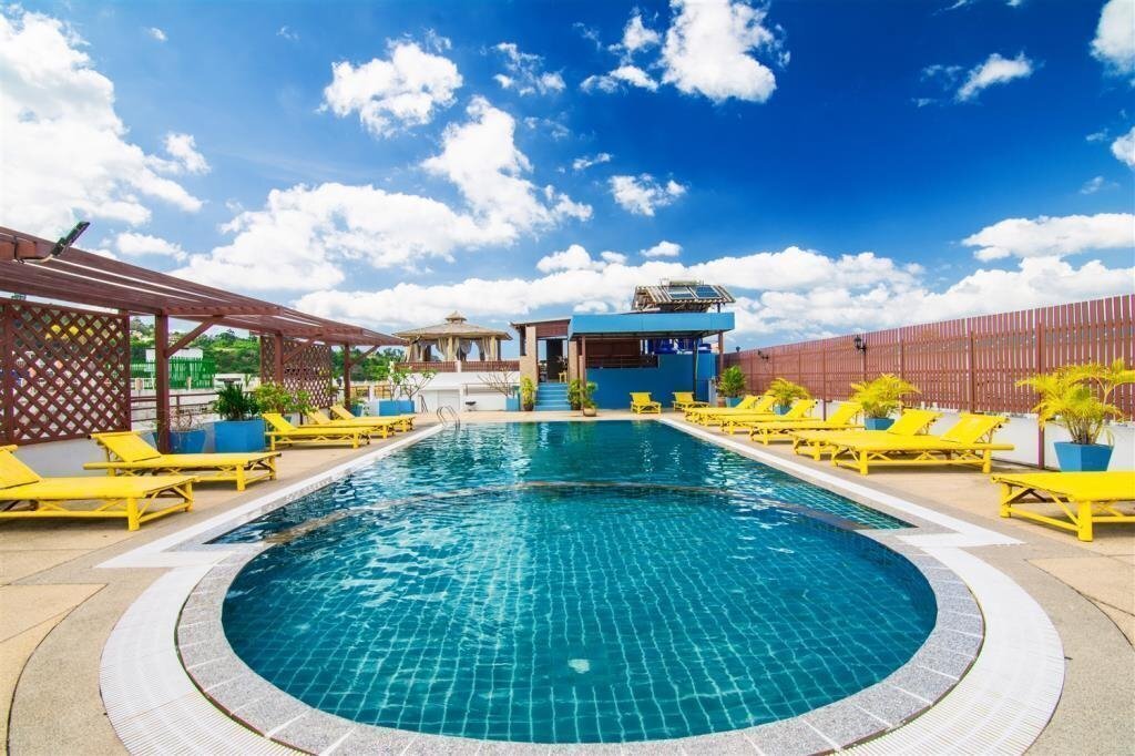 Готель YK Patong Resort 3*