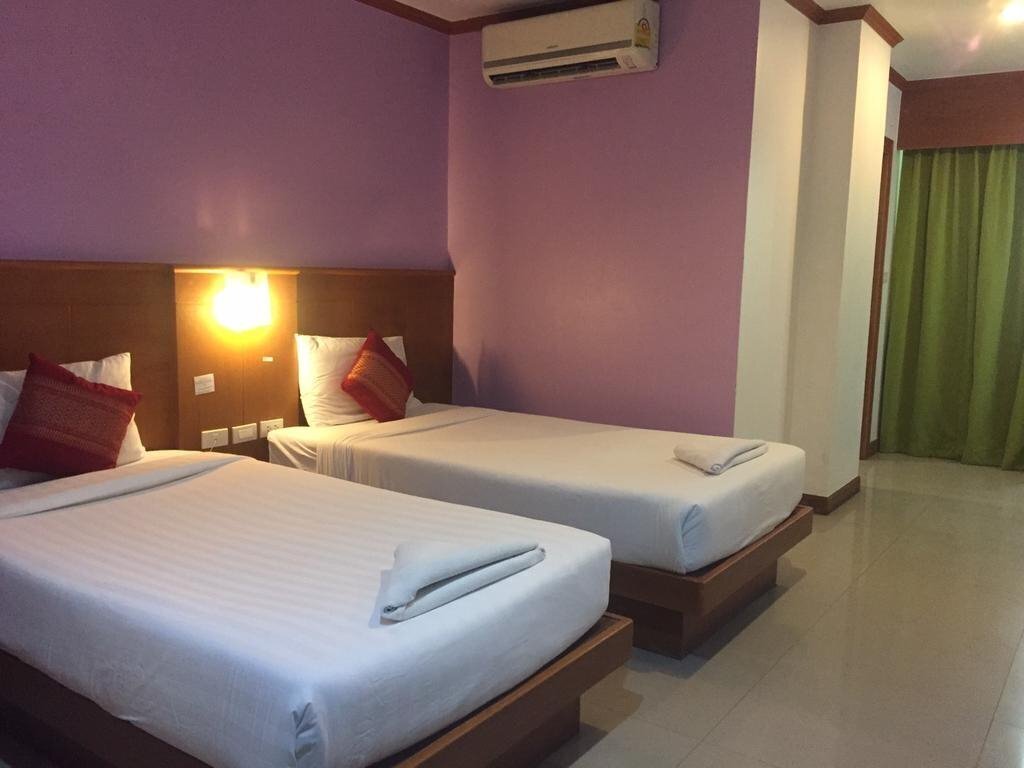 Картинка YK Patong Resort 3*