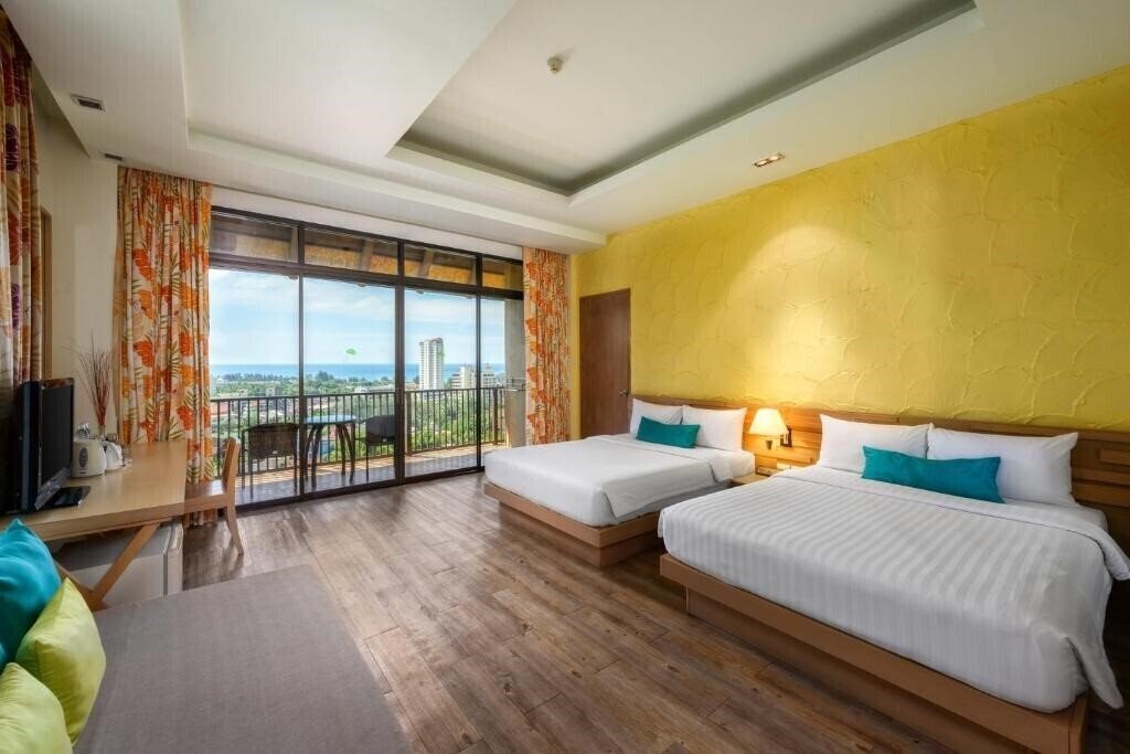Фото Karon Phunaka Resort & SPA 4*