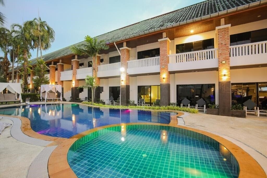 Фотография ETK Patong 3*
