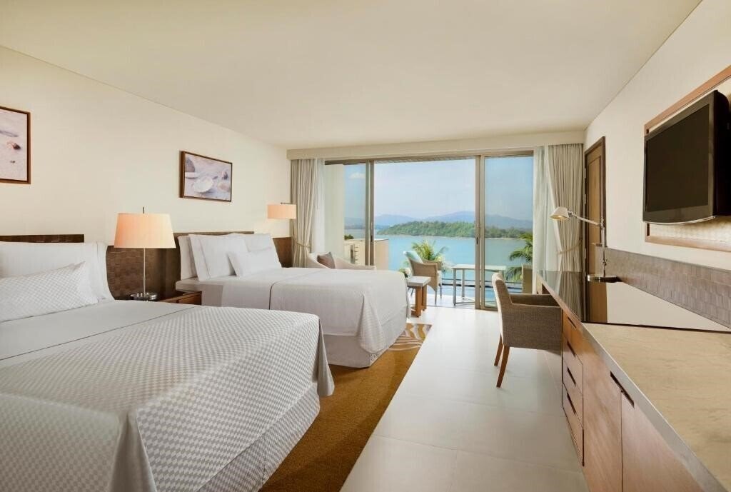 Фотографія The Westin Siray Bay Resort & SPA 5*