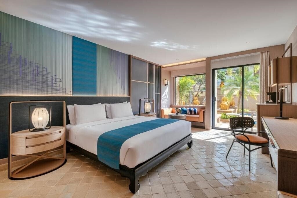 Картинка Holiday Inn Resort Phuket 4*