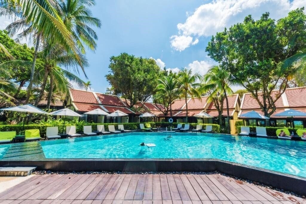 Фотографія Impiana Resort Patong 4*