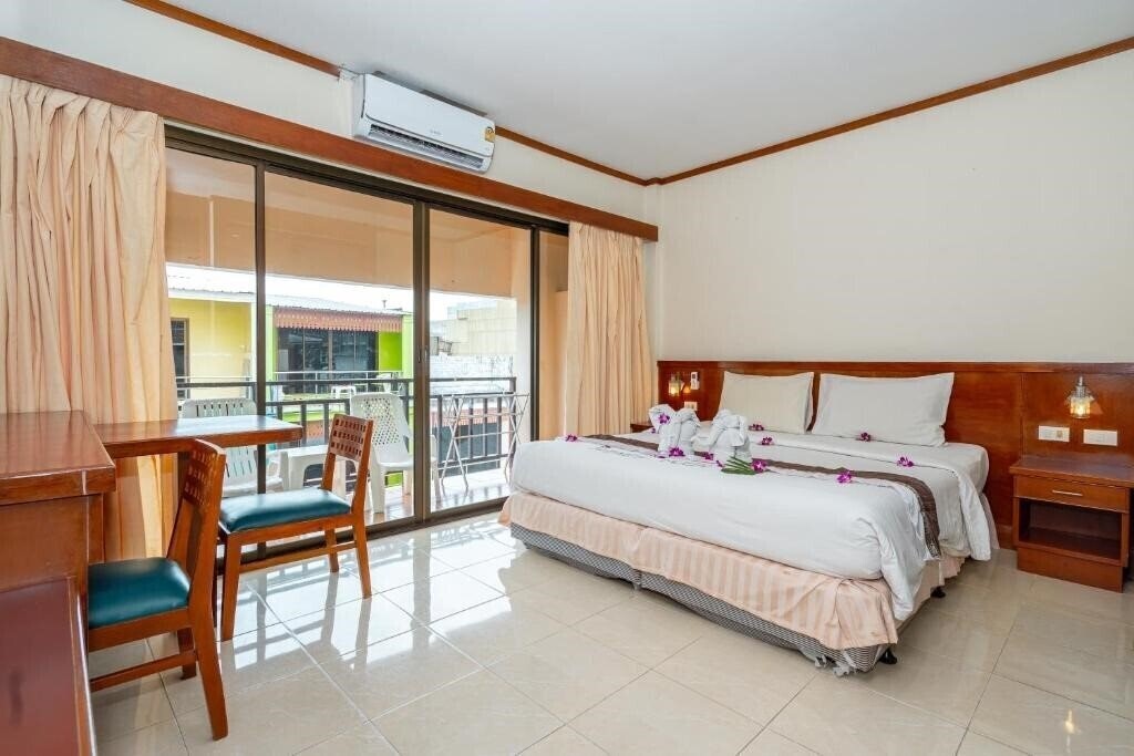 Фотография Balcony By Outdoor Inn Kata 3*