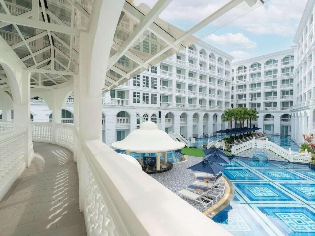 Фотография Movenpick Myth Hotel Patong Phuket 5*