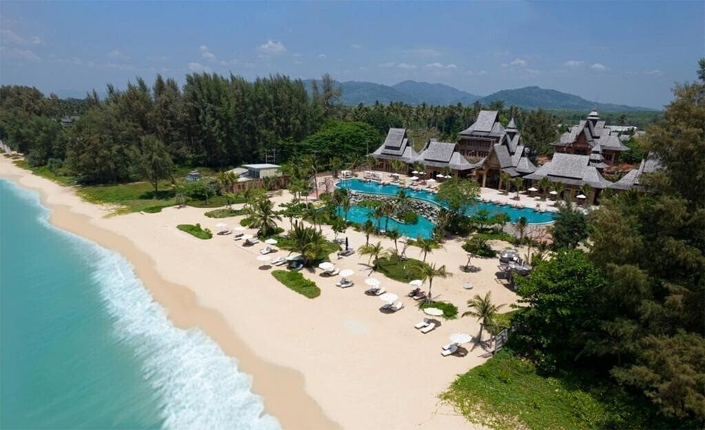 Готель Santhiya Phuket Natai Resort & SPA 5*