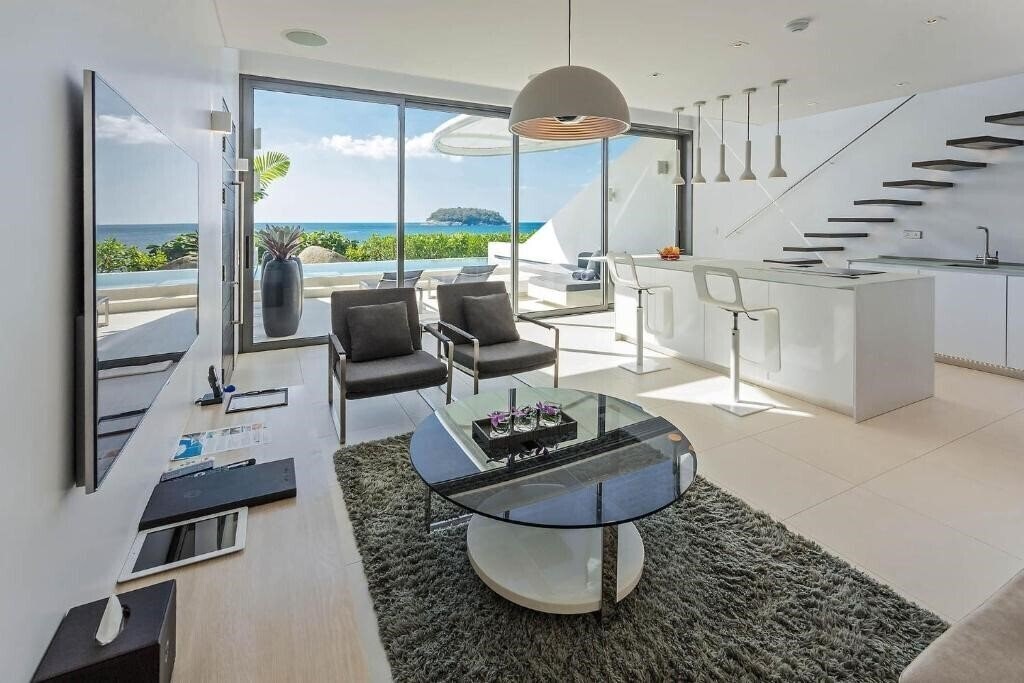 Фотографія Kata Rocks Resort & Residences 5*