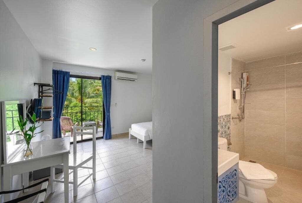 Отель Maikhao Hotel Managed By Centara 4*