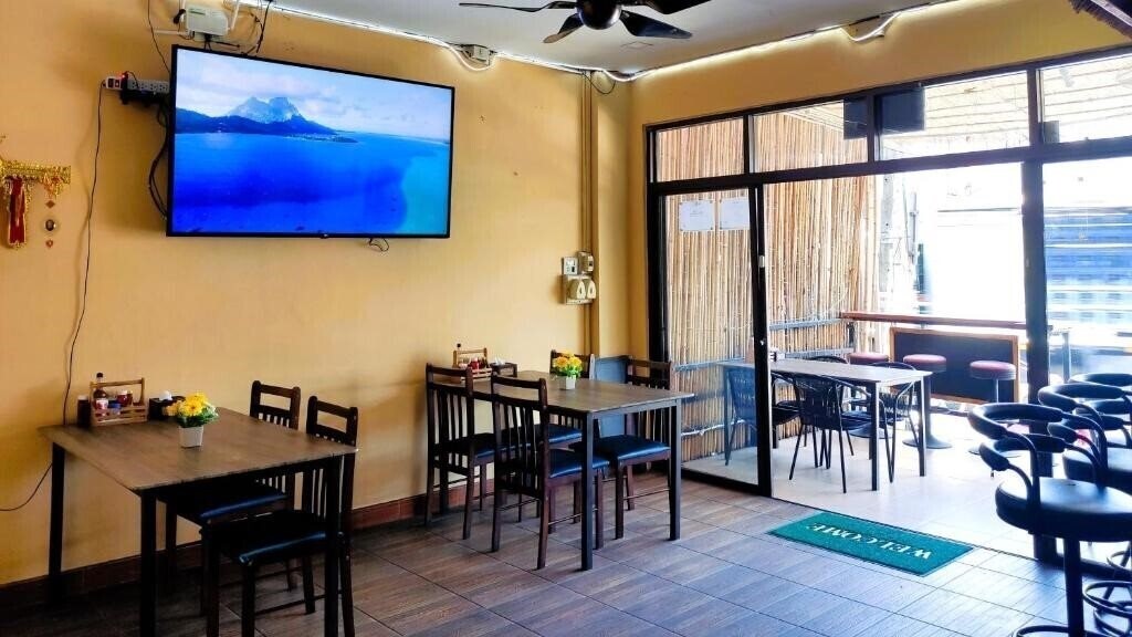 Фотографія Lucky Patong Inn 3*