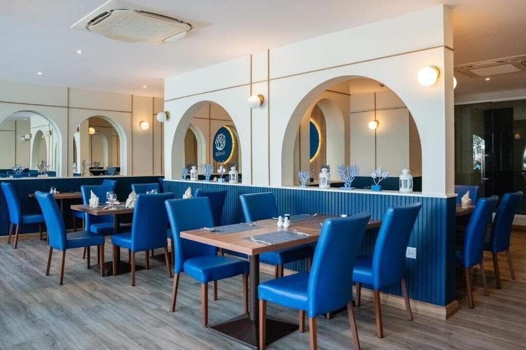 Картинка Seabed Grand Hotel Phuket 5*