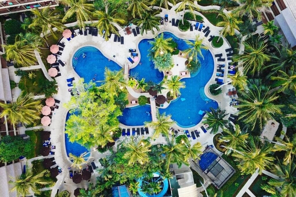 Изображение Holiday Inn Resort Phuket Surin Beach (ex. Destination Resorts Phuket Surin Beach) 4*