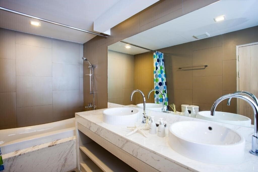 Фотографія Coral Inn 3*