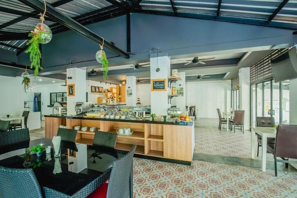 Изображение The Rubber Hotel 4*