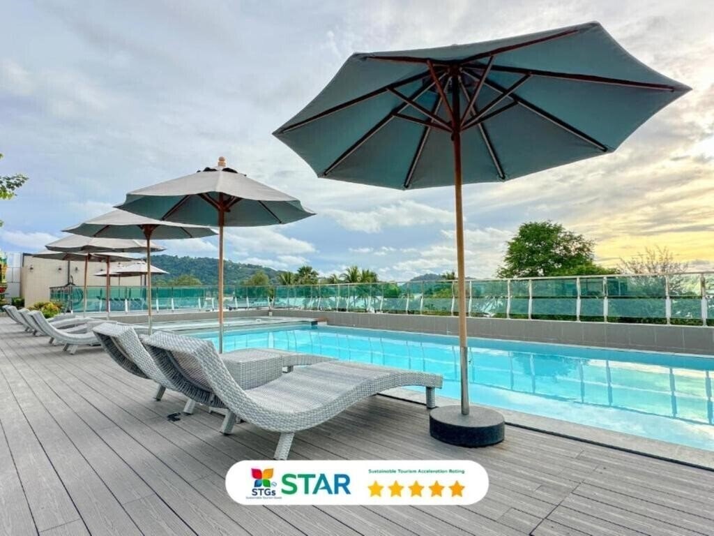 Фотография Clarion Hotel Patong Beach 4*