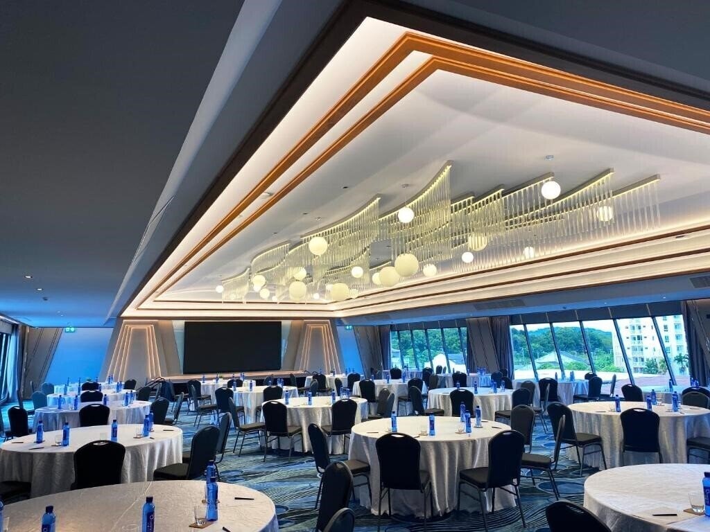 Картинка The Oceanic Sportel 4*