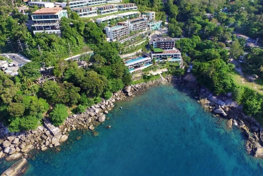 Фото Zenmaya Oceanfront Phuket 5*