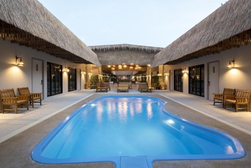 Фото Ozone Villa Phuket 5*