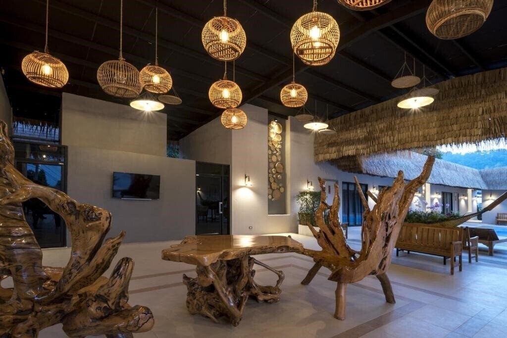 Фотографія Ozone Villa Phuket 5*