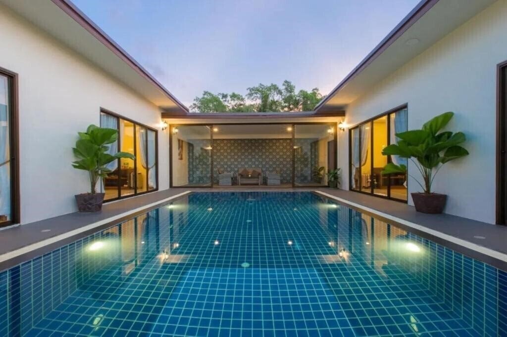 Отель The Casita MaiKhao Beach Phuket 4*