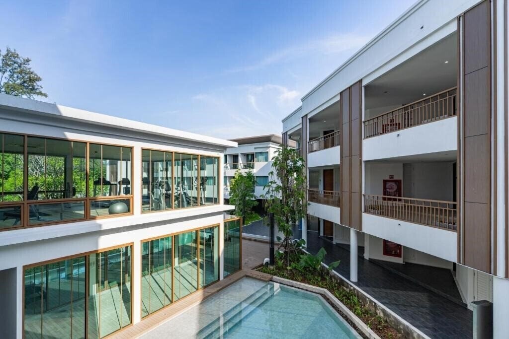 Фотографія Bella Nara Phuket Naiyang Beach 5*