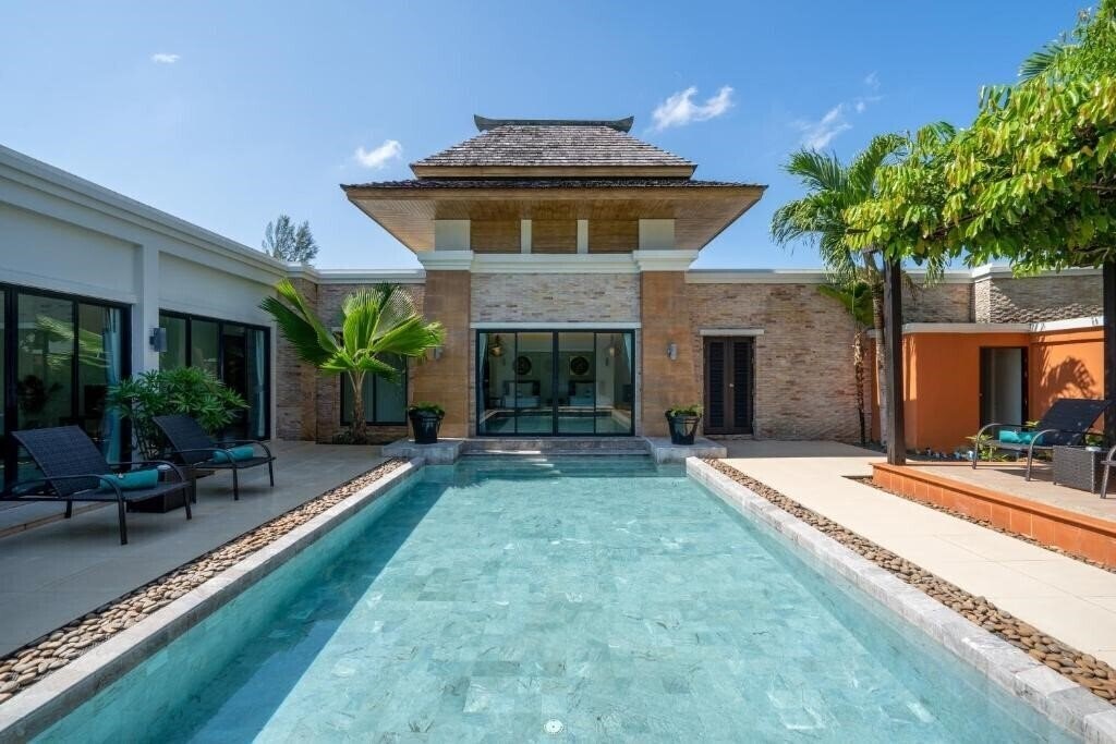 Отель Layantara Villas 5*
