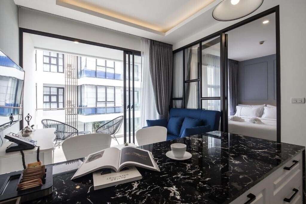Картинка Palmyrah Surin Beach 3*